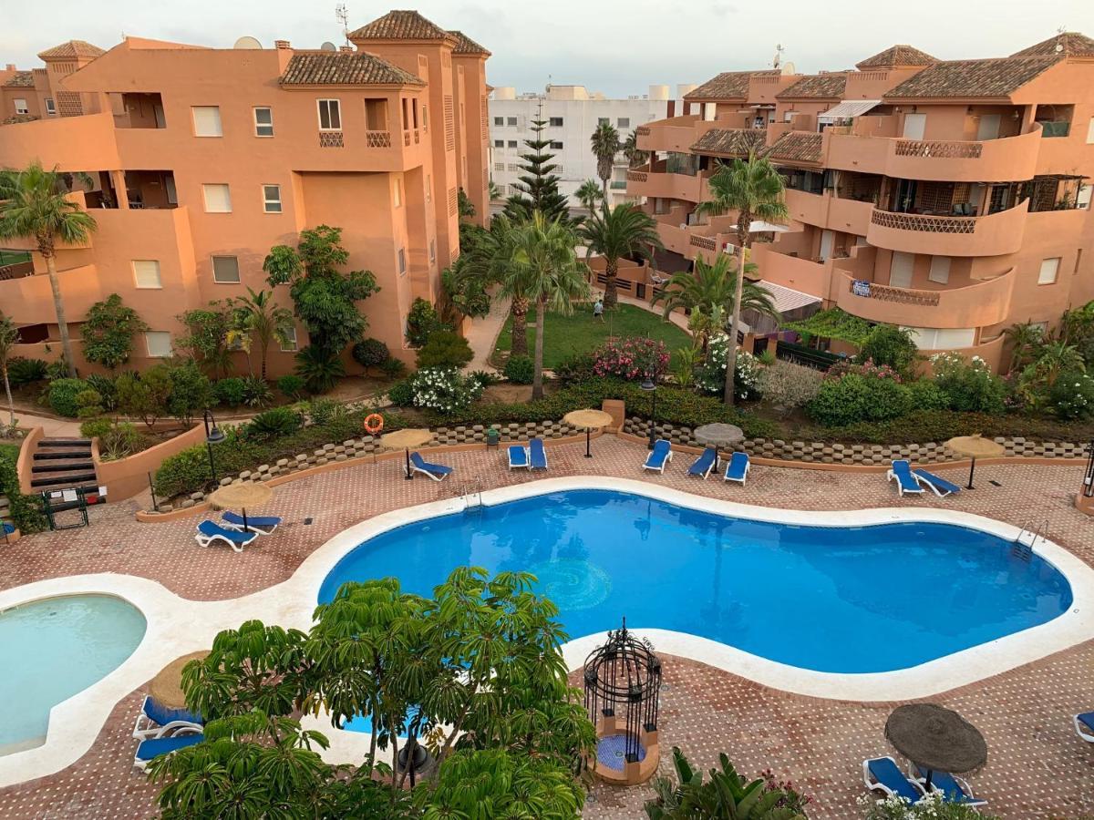 Apartementos Almerimar Golf Exterior photo